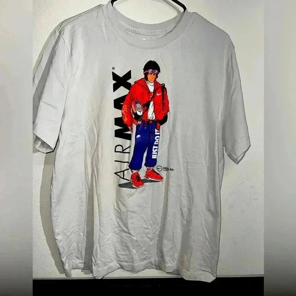 Nike Air T-Shirt Mens XL Grey Red Manga Hypeman Anime Graphic 100% Cotton RegFit - Picture 1 of 5